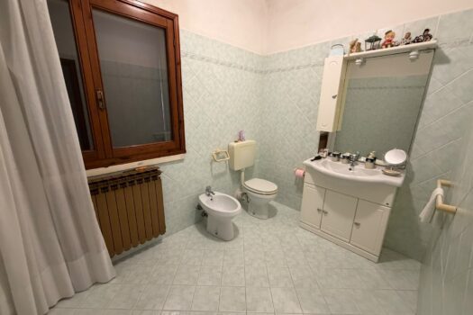 CAVARZERE: 128B: CASA SINGOLA CON SCOPERTO