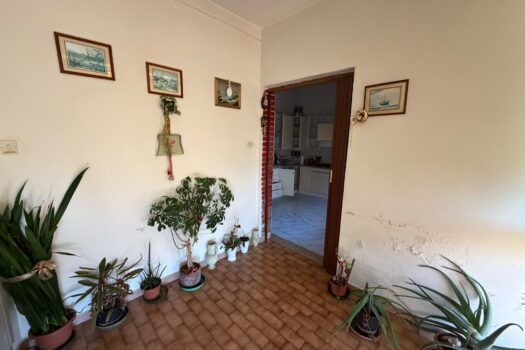 CAVARZERE: 128B: CASA SINGOLA CON SCOPERTO