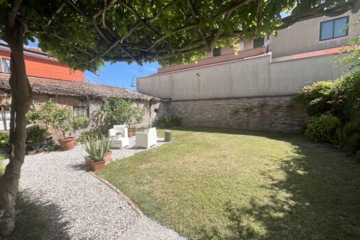 CAVARZERE: 114B: FABBRICATO INDIPENDENTE DA RISTRUTTURARE