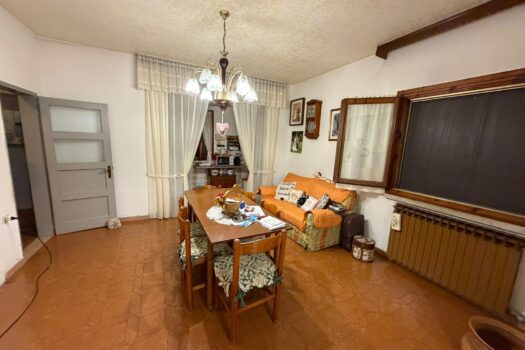 CAVARZERE: 128B: CASA SINGOLA CON SCOPERTO