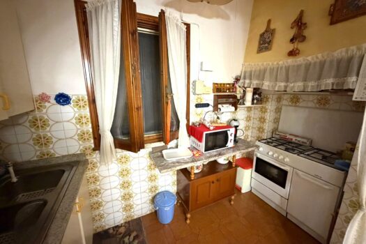 CAVARZERE: 128B: CASA SINGOLA CON SCOPERTO